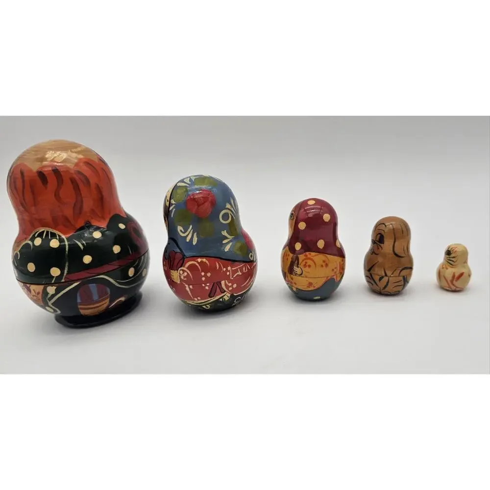 Matryoshka Russian Nesting Doll 5 Piece Set Man With Family Signed